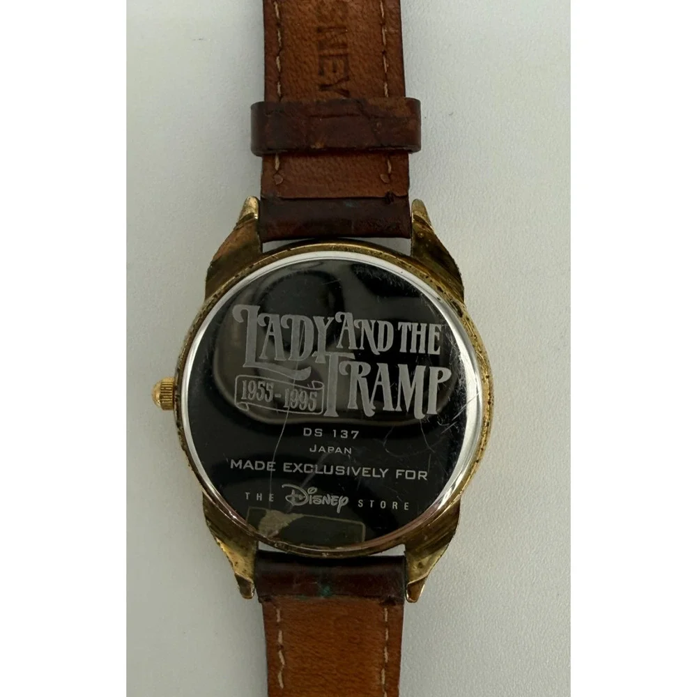 Disney Lady and the Tramp 40th Anniversary Watch Dogs Movie Scene With Box - Picture 11 of 13